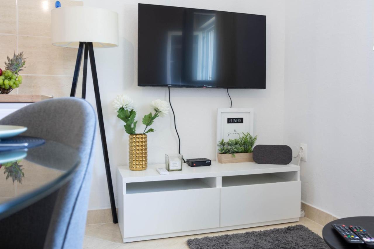 Apartman Bili Solin Esterno foto