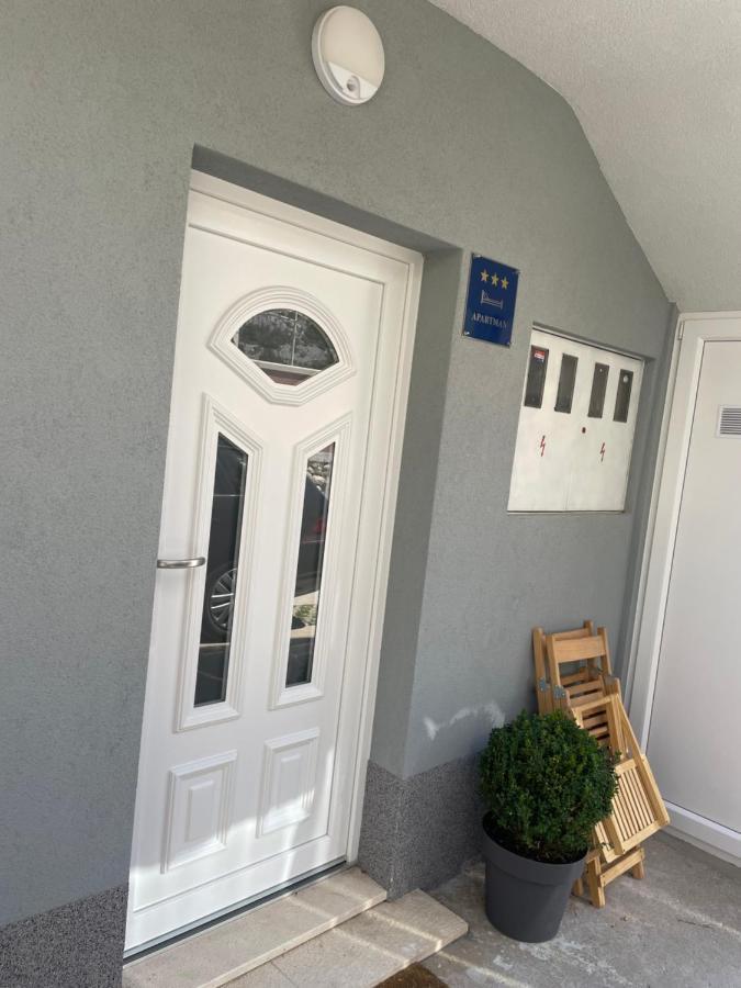 Apartman Bili Solin Esterno foto